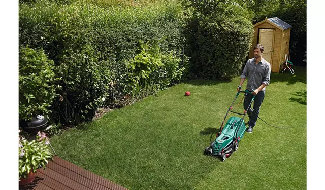 Bosch 37cm Corded Rotary Lawnmower – 1400W2 Bosch 37cm Corded Rotary Lawnmower – 1400W2