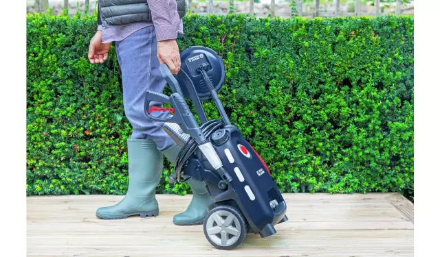 Spear & Jackson Pressure Washer – 1800W2 Spear & Jackson Pressure Washer – 1800W2