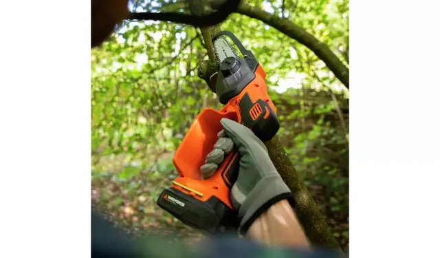 Yard Force LS C13 Cordless Saw – 20V3 Yard Force LS C13 Cordless Saw – 20V3